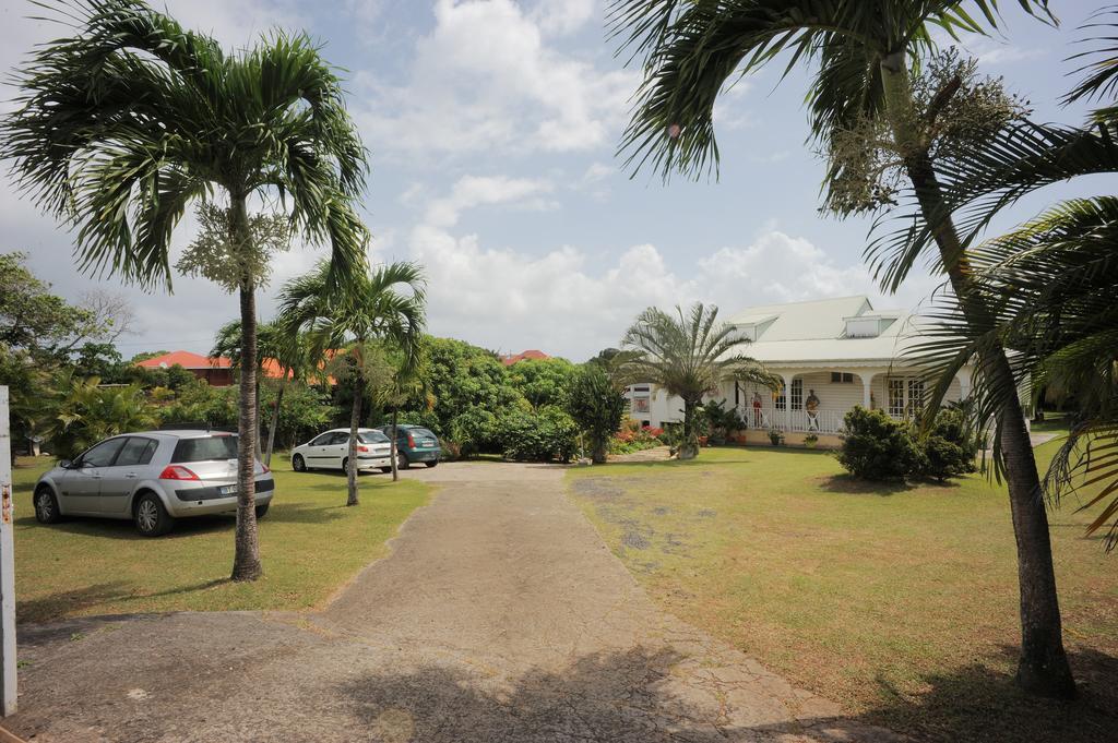 Villa Au Domaine Des Bougainvilliers Sainte-Rose Exterior foto